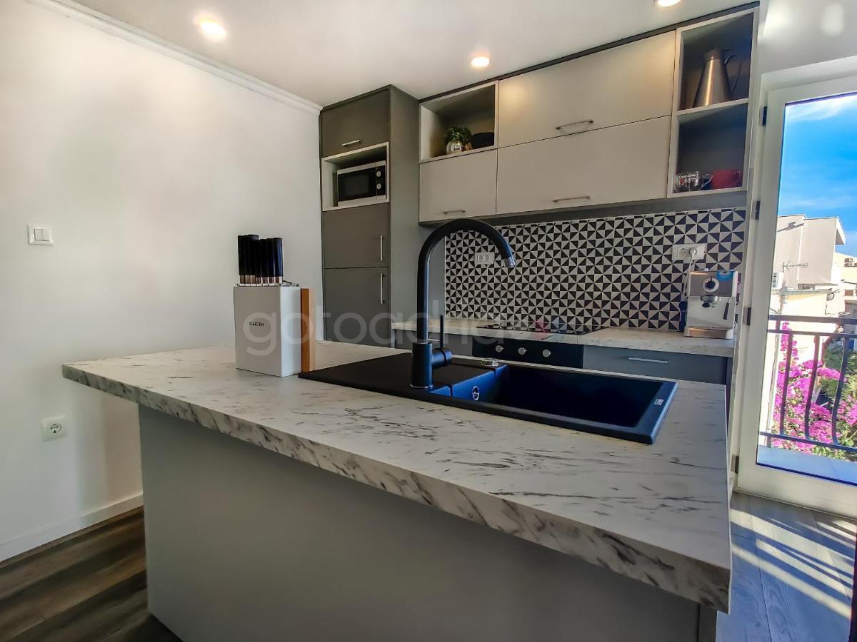 Rooftop Penthouse - Private Hottub & Duplex Whirlpool 马卡尔斯卡 外观 照片